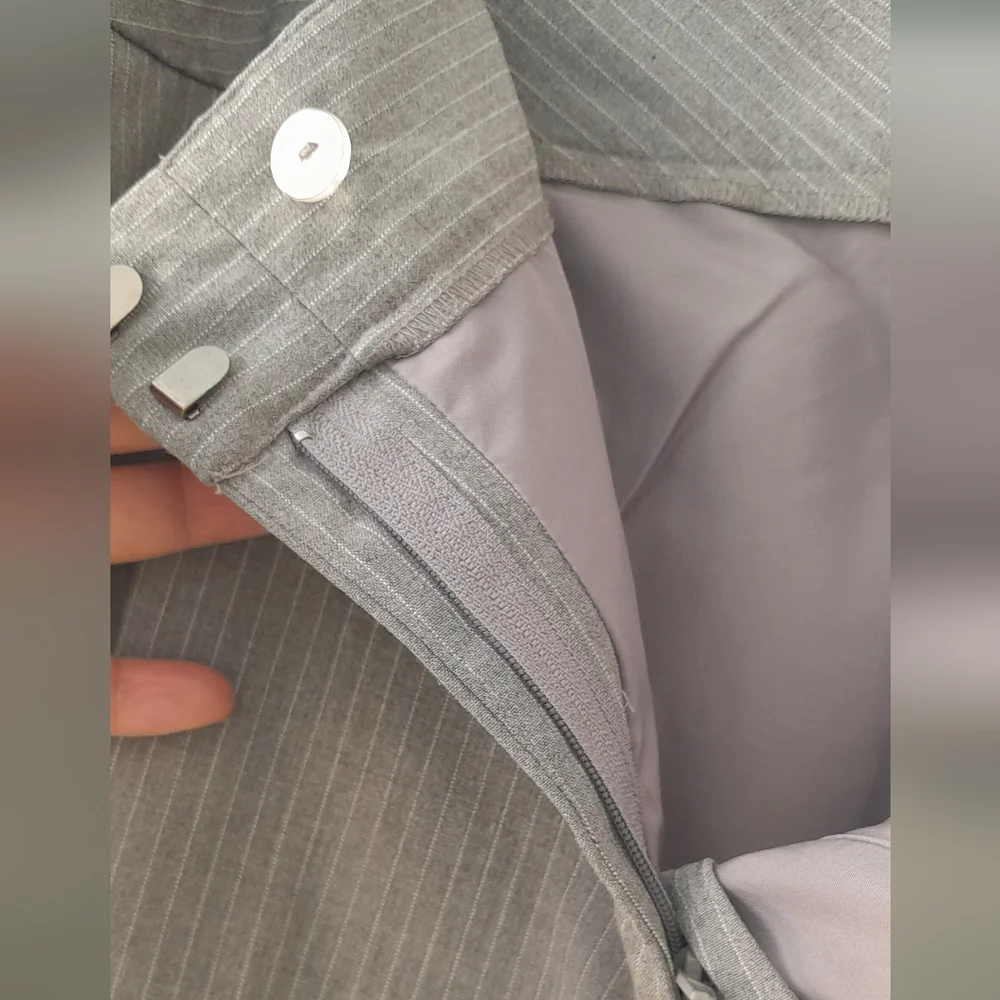 Ann Taylor 🐇 Women curvy gray pants - Picture 12 of 14